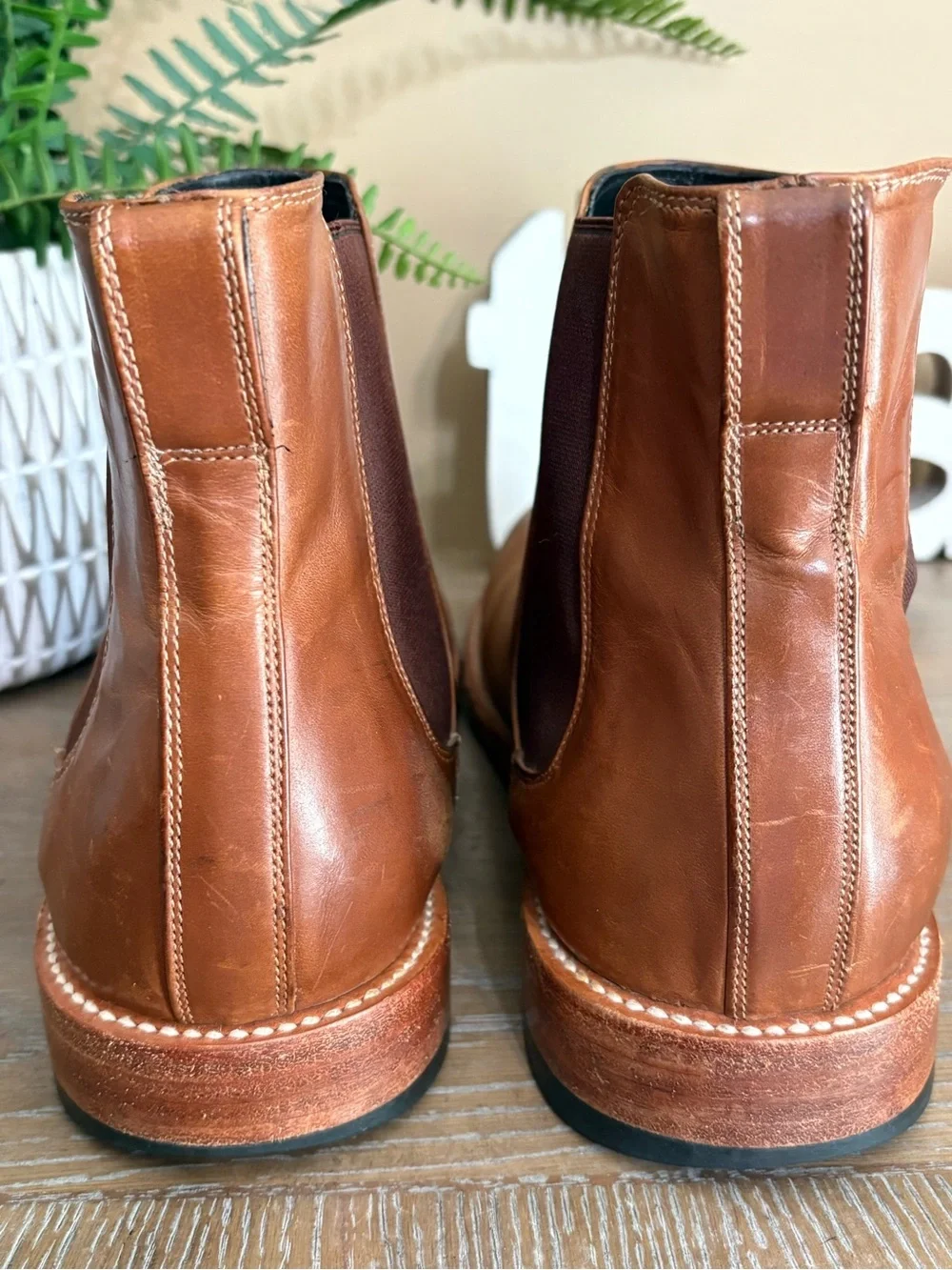 Nisolo chelsea boot